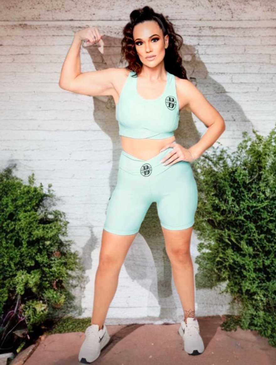 Two Piece Gym Set in Mint Green