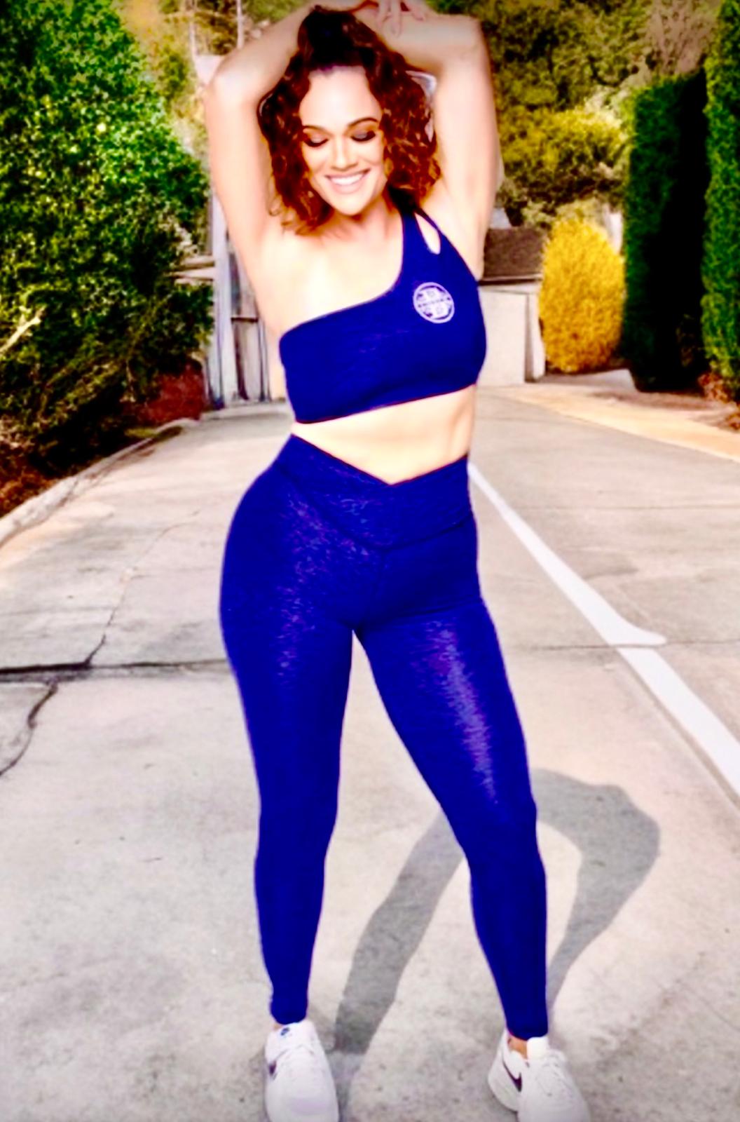 Two Piece Off Shoulder Gym Set in Navy-Blue